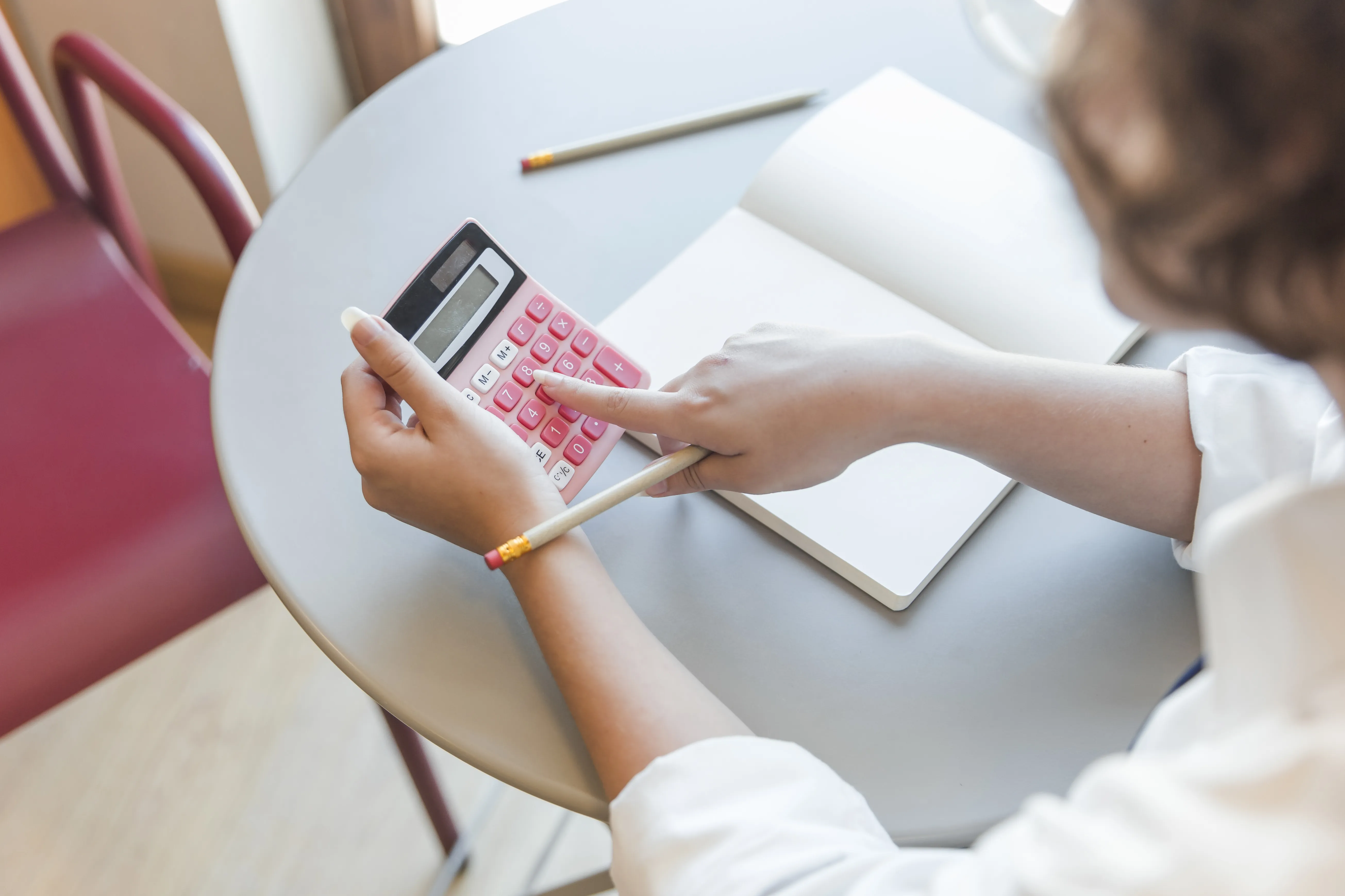 Estrategias de Pricing: Cómo Determinar y Presentar tus Tarifas a Clientes