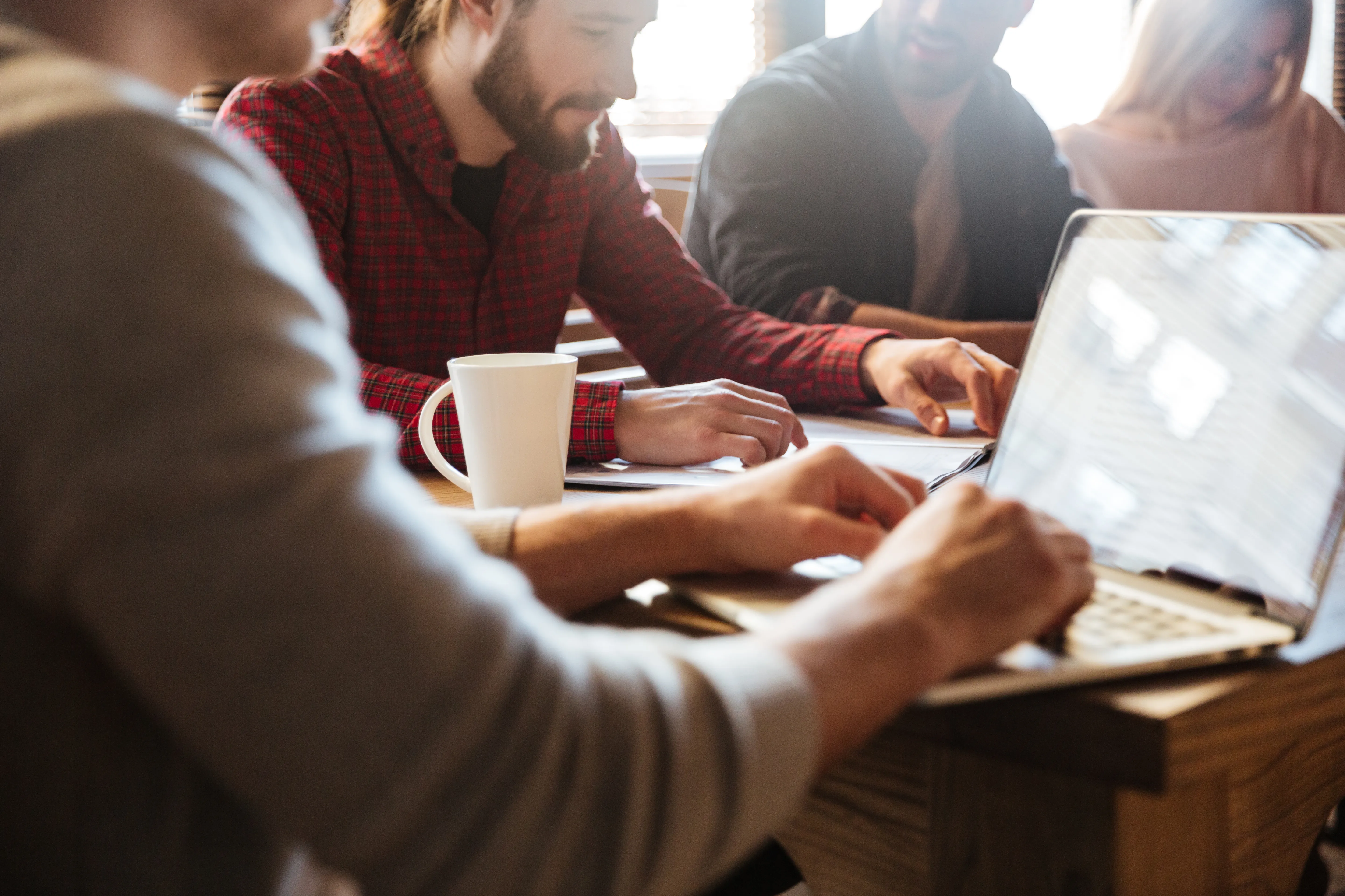 Tendencias emergentes en el mercado freelance para 2025