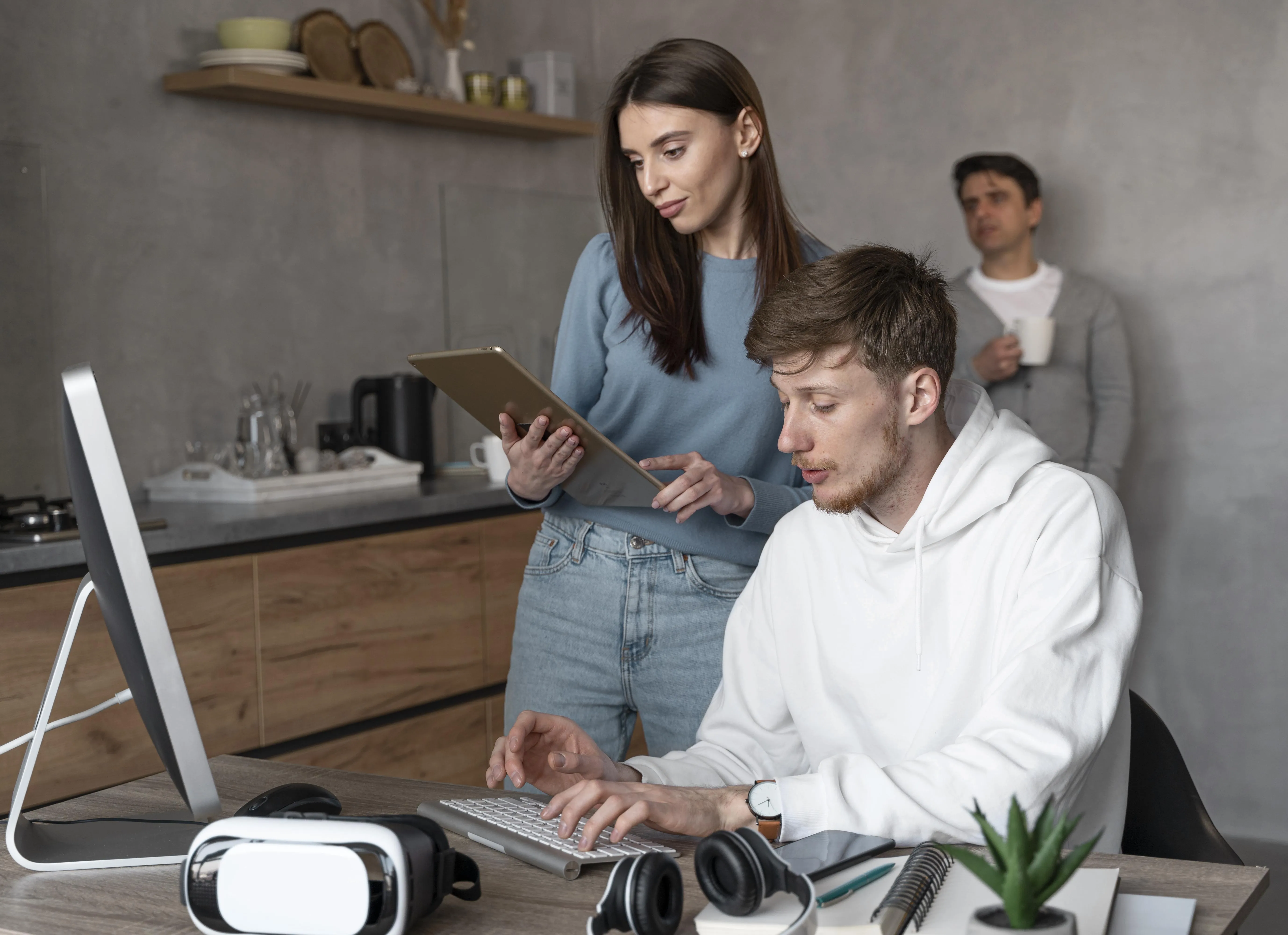 Freelancers y agentes de IA: oportunidades reales para especializarse y liderar proyectos