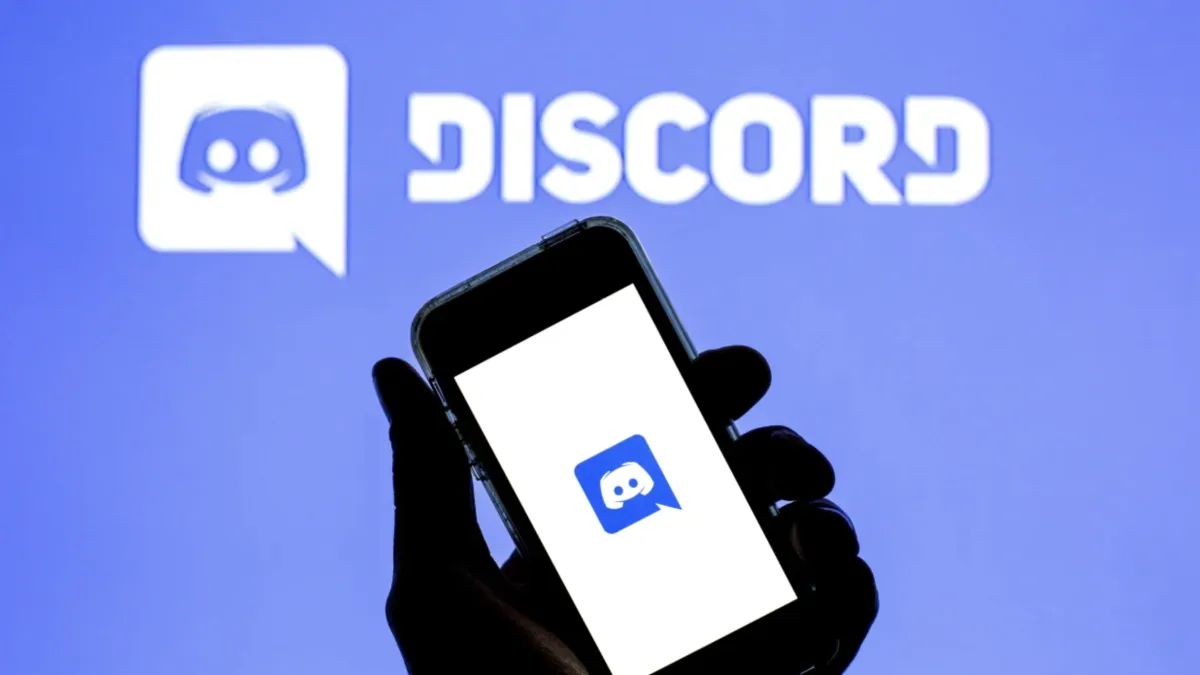 Seré tu moderador de Discord y community manager.