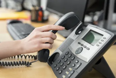 Seré tu asistente virtual haciendo llamadas telefónicas