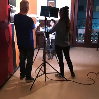 Ayudare a mejorar tu interpretacion actoral y descubrir las herramientas justas para tu proyecto.
